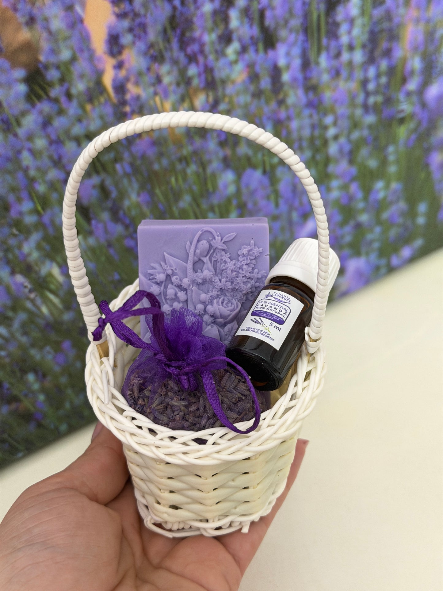 Primăvara în dar - coșuleț cu lavandă